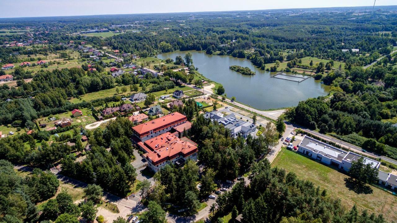 Hotel Afrodyta Business & Spa Radziejowice Exterior foto